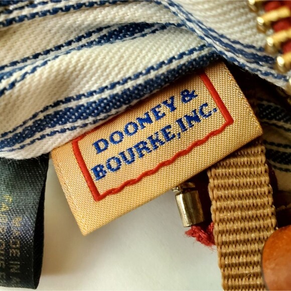 DOONEY & BOURKE Red Wayfarer Domed Crossbody Bag - Picture 5 of 9